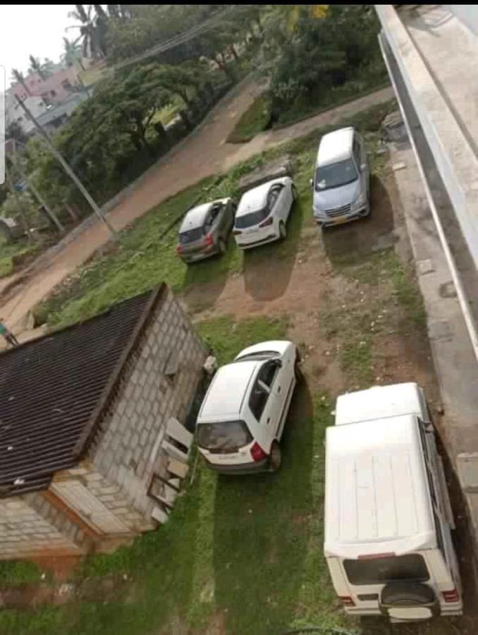 Wheel To Hills Stay Inn Service Apartments Chikmagalūr 外观 照片