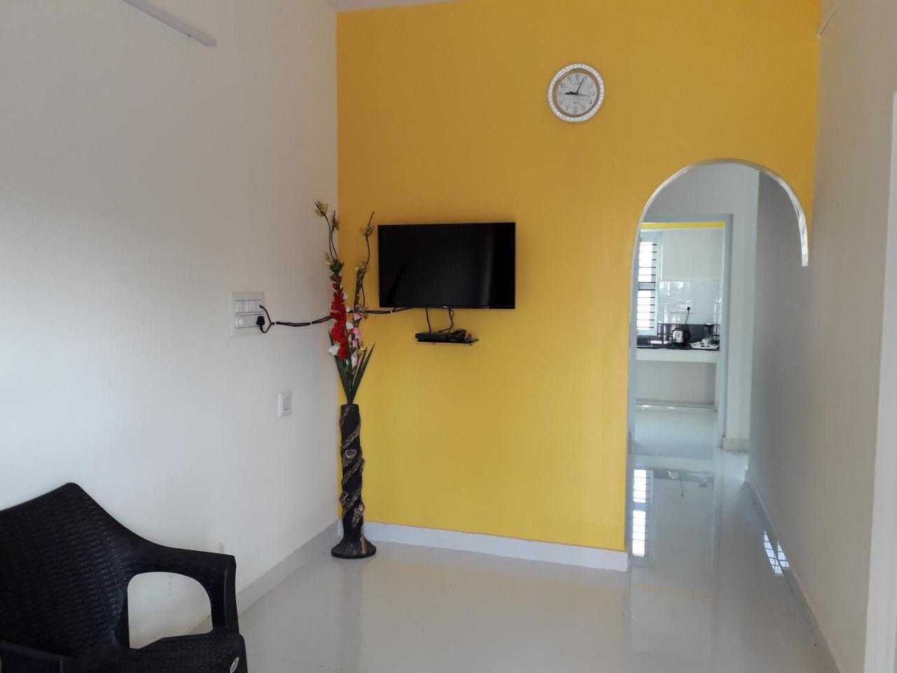 Wheel To Hills Stay Inn Service Apartments Chikmagalūr 外观 照片