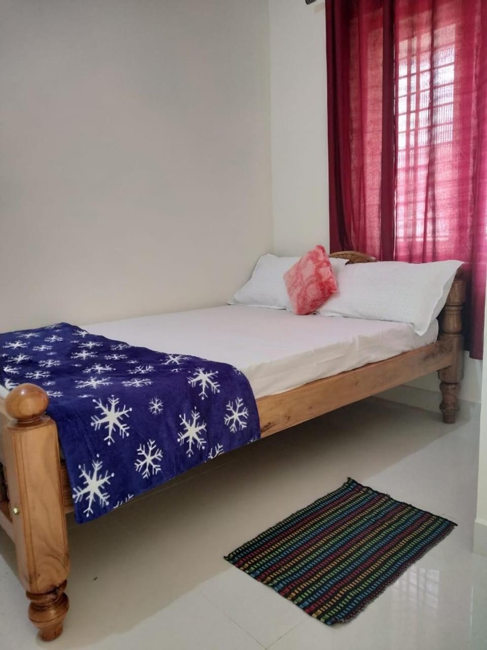 Wheel To Hills Stay Inn Service Apartments Chikmagalūr 外观 照片